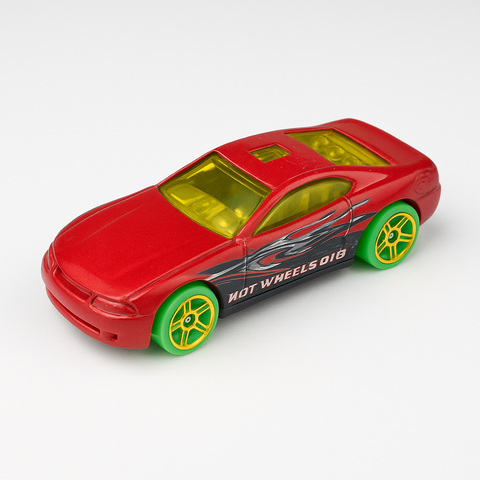 Hot Wheels 018 Red Sports Car – Die-Cast Toy with Green Wheels