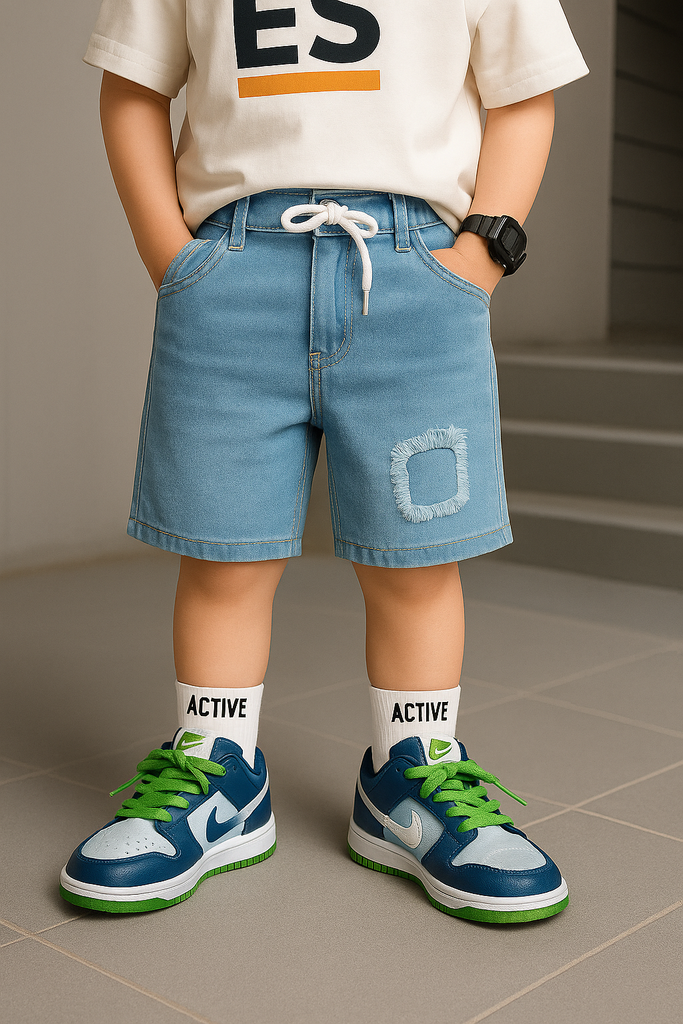🩳 Light Blue Slim Denim – Short